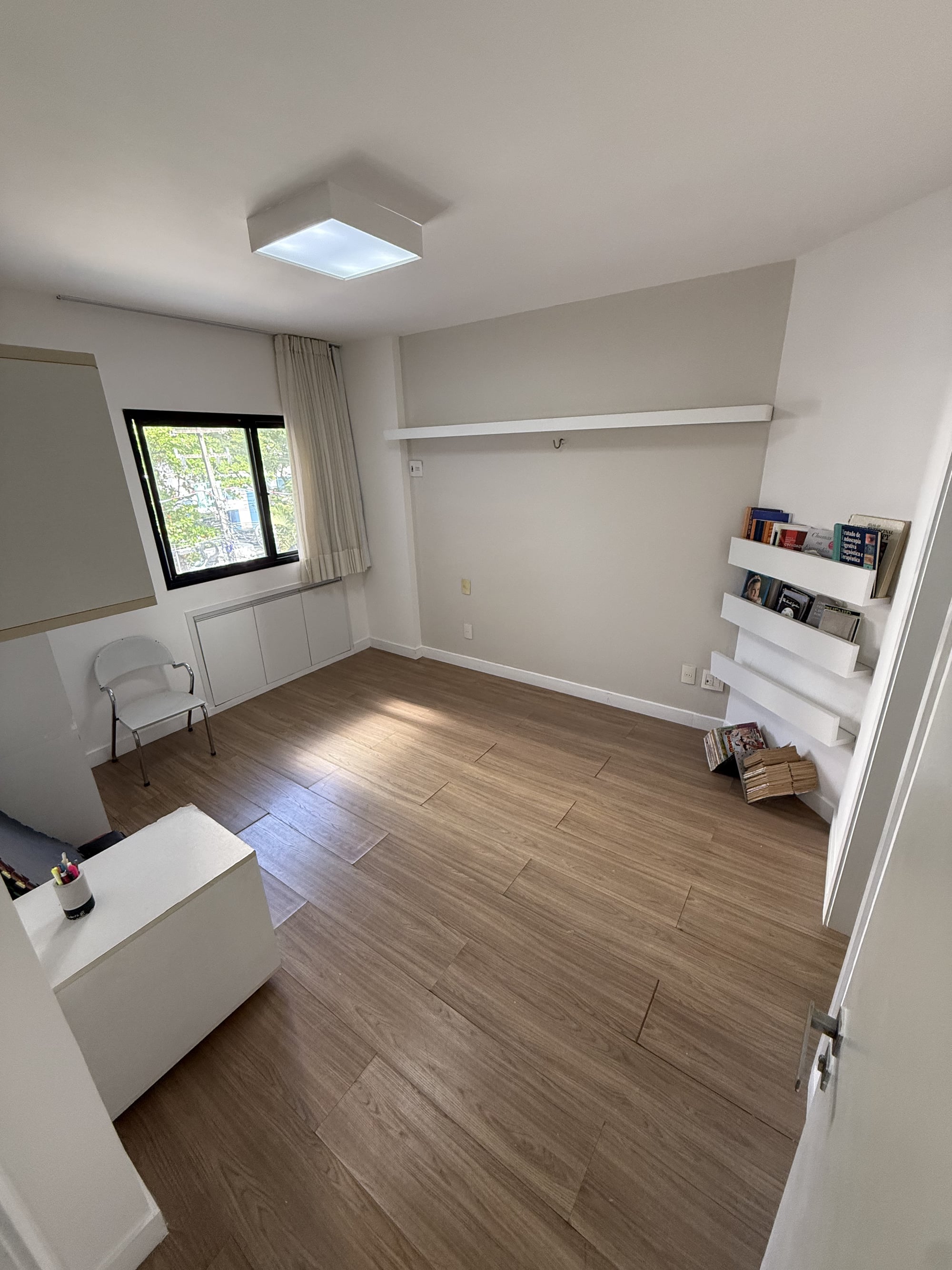 Segunda suíte do apartamento no Residencial Amadeus Mozart