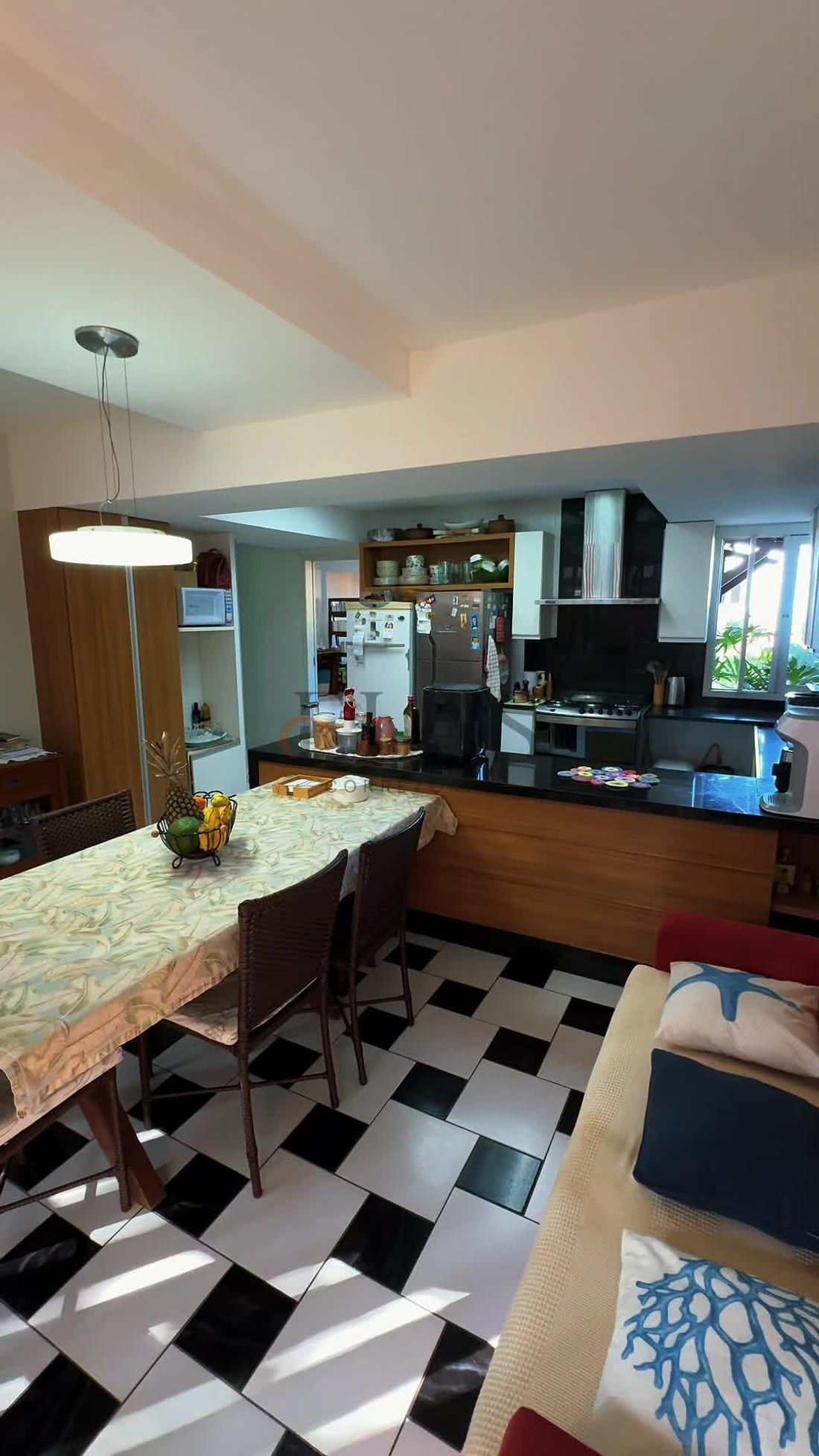 Cozinha e sala de jantar da Casa de Ponta Negra