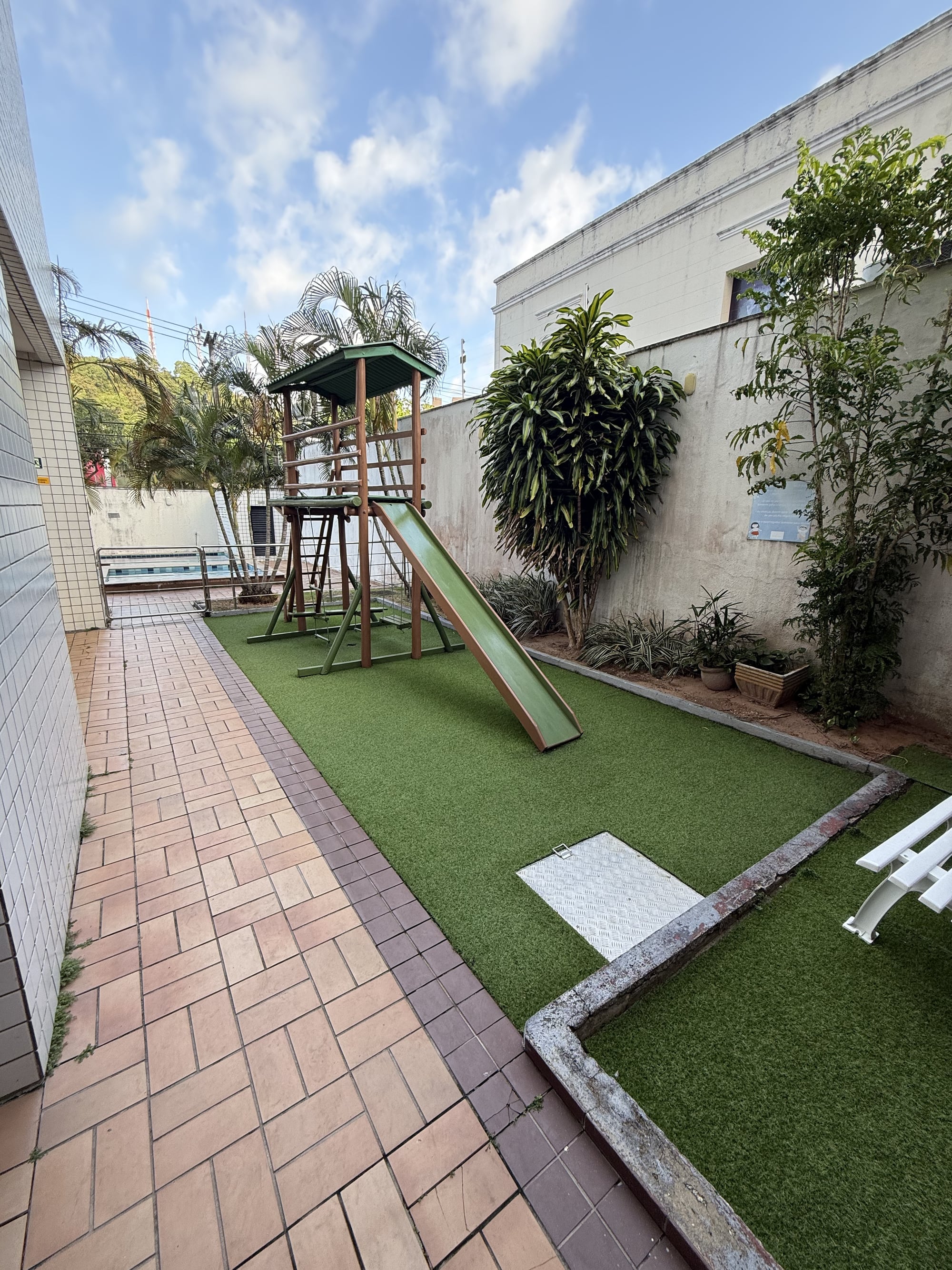 Espaço kids do Edifício Lourdes Lamartine, com playground